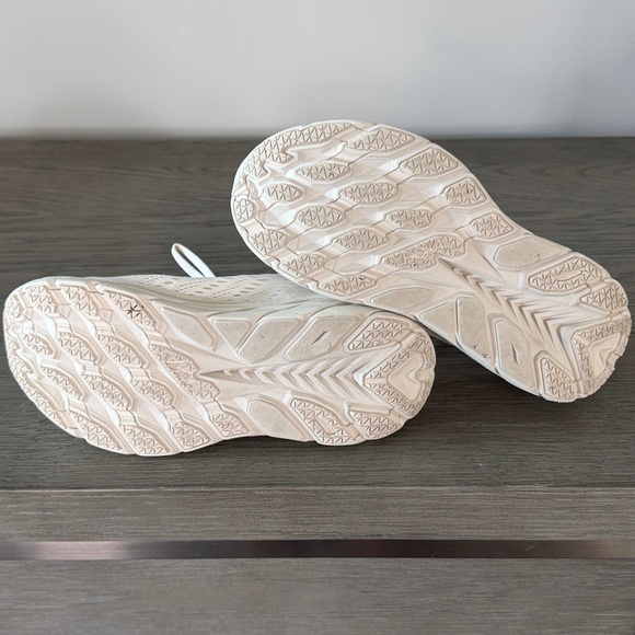 HOKA Clifton 8 crème sneakers - Picture 4 of 6